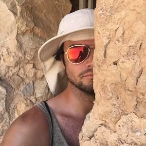 Meet your Posher, Ryan